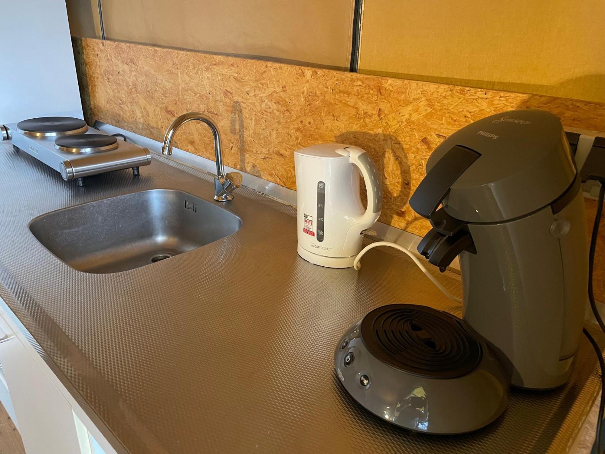Camping Engelbert Groningen Bagian luar foto